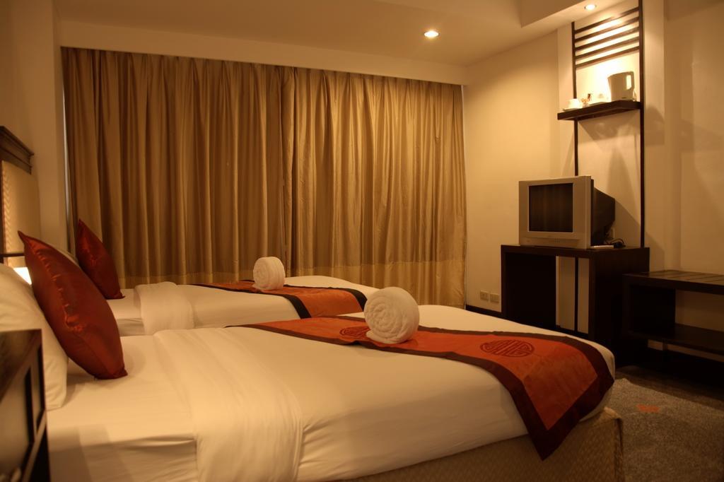 Washington Residence Phuket Room photo